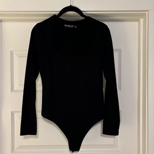 Long-Sleeve Square Neck Bodysuit